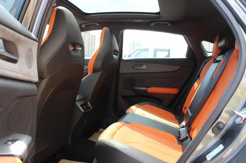 Changan UNI-V 2025 Model, Third Generation, 2.0T Sport Edition — миниатюра 13