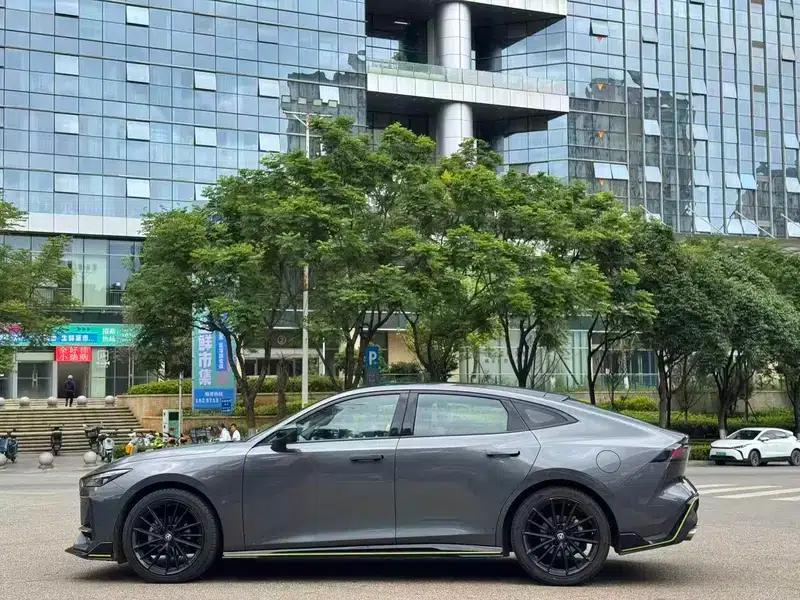 Changan UNI-V 2023 1.5T Premium Edition — миниатюра 4