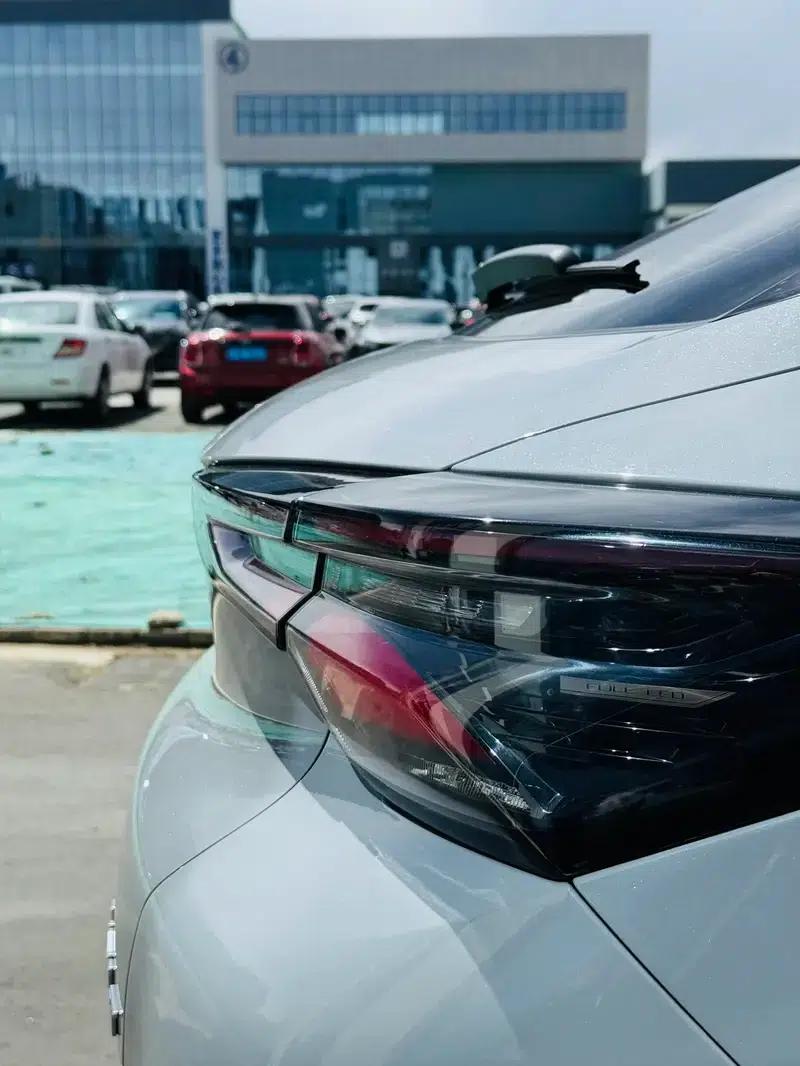 Changan UNI-T 2020 1.5T Flagship Edition — миниатюра 9