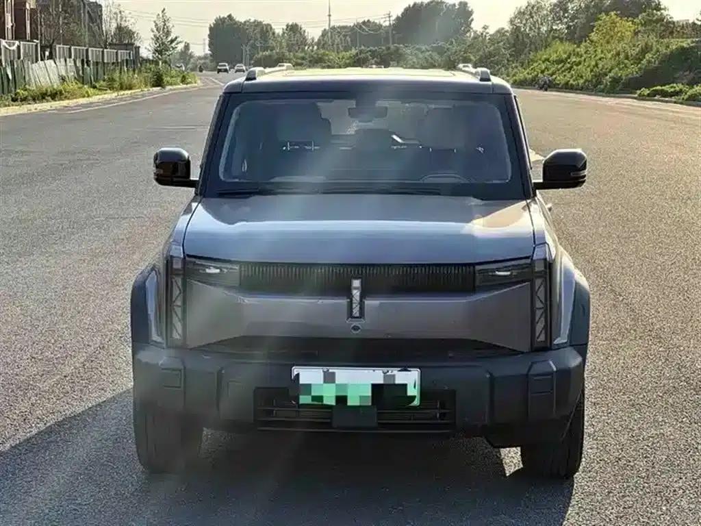 iCAR 03 2024 Model 401km 2WD Executive Edition — миниатюра 2