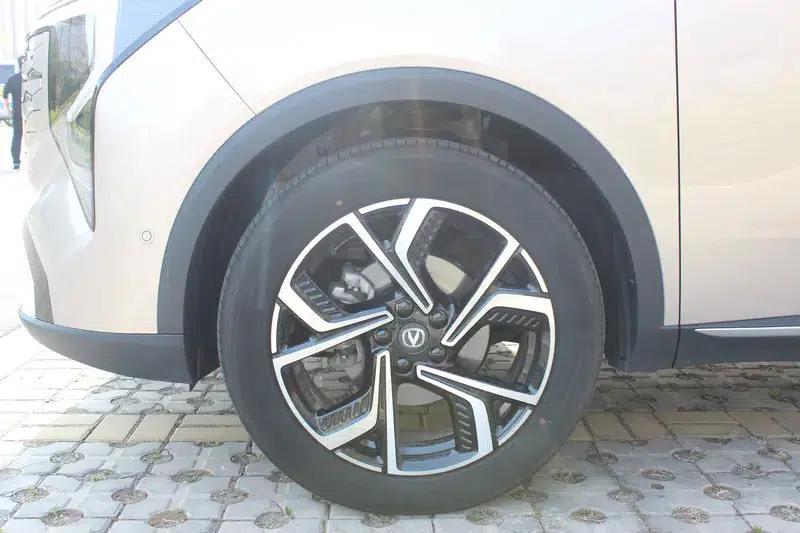 Changan CS55 PLUS 2026 Fourth Generation New Blue Whale 1.5T Tian Shu Premium Edition — миниатюра 12