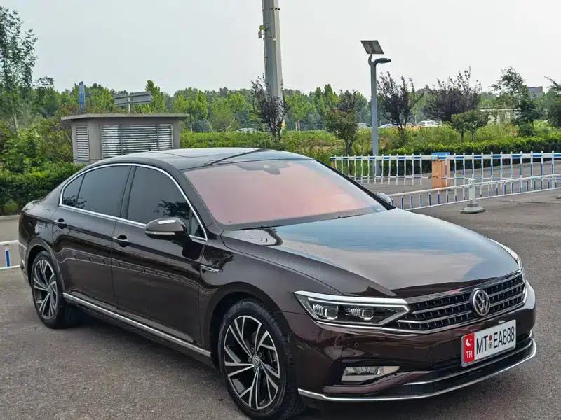 2020 Volkswagen Passat 380TSI DSG Flagship — миниатюра 3