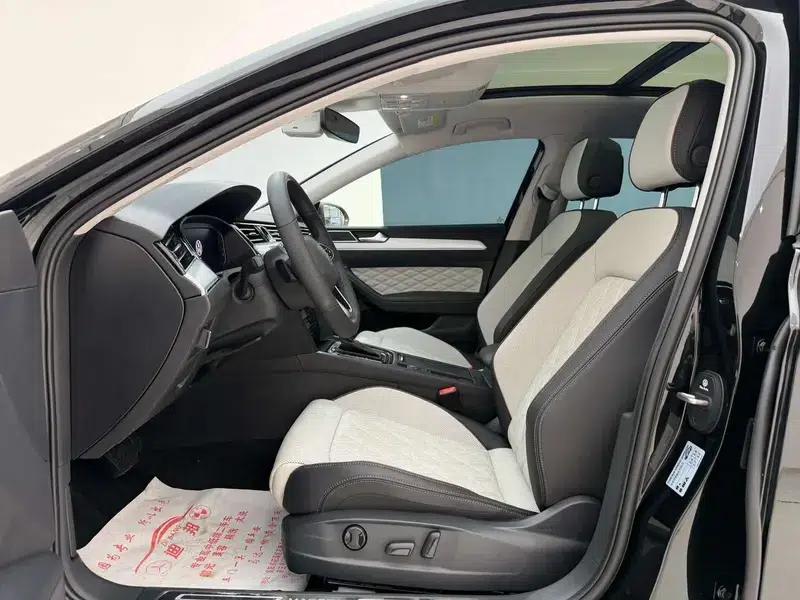 2025 Volkswagen Magotan Facelift II - Popular Edition 330TSI DSG Luxury — миниатюра 21
