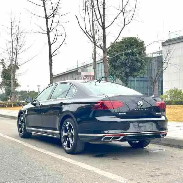 Volkswagen Magotan 2023 2 Millionth Unit Commemorative Edition 330TSI DSG Luxury — миниатюра 4