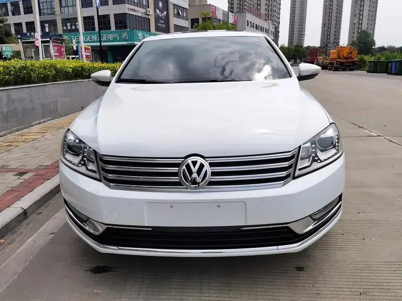2012 Volkswagen Passat 1.8TSI Luxury — миниатюра 2