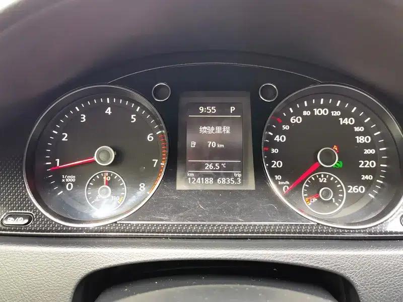 2012 Volkswagen Passat 1.8TSI Luxury — миниатюра 8
