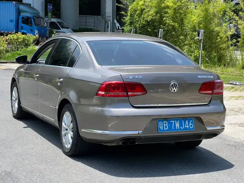 2013 Volkswagen Passat 1.8TSI Comfort — миниатюра 4