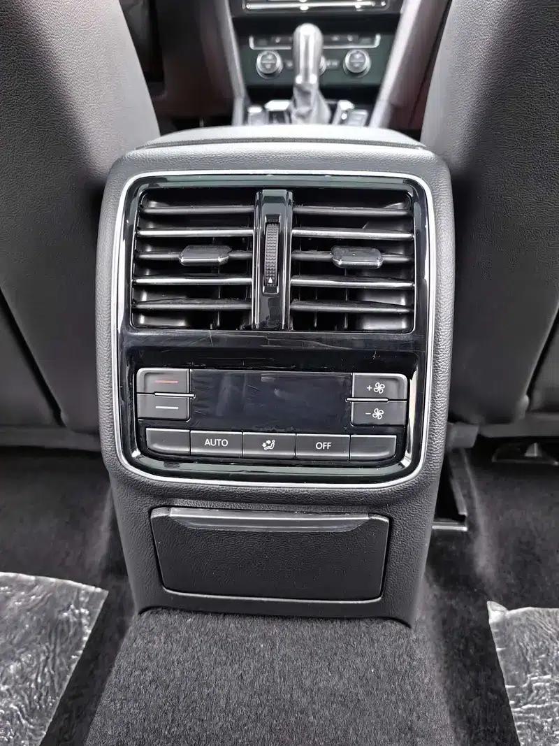 2019 Volkswagen Magotan 330TSI DSG Luxury Edition (China VI Emission Standard) — миниатюра 11