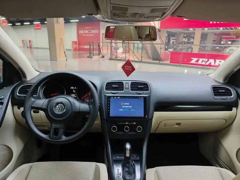 2011 Golf 1.6 Automatic Comfort — миниатюра 24