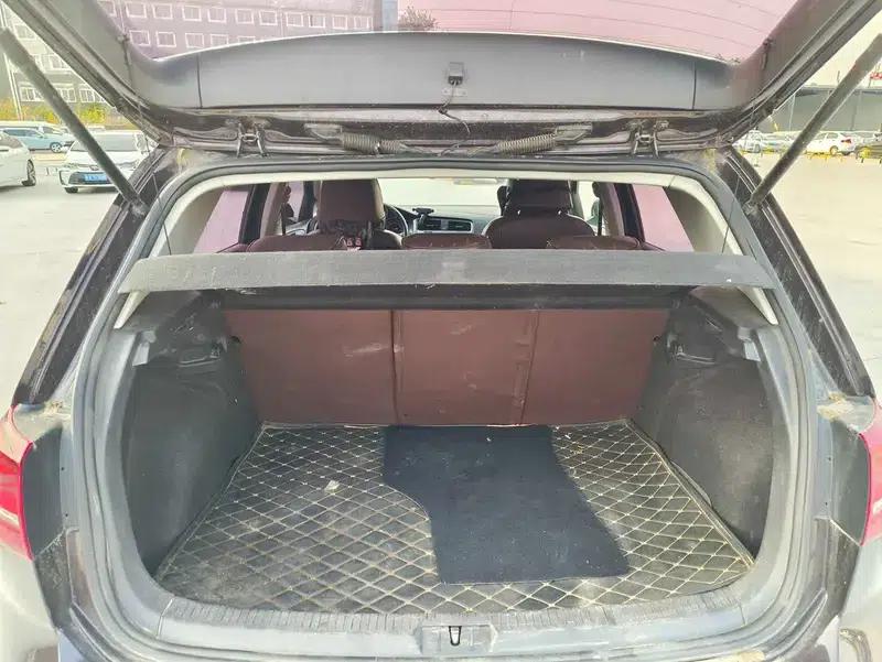 2014 Golf 1.6L Automatic Comfort — миниатюра 9
