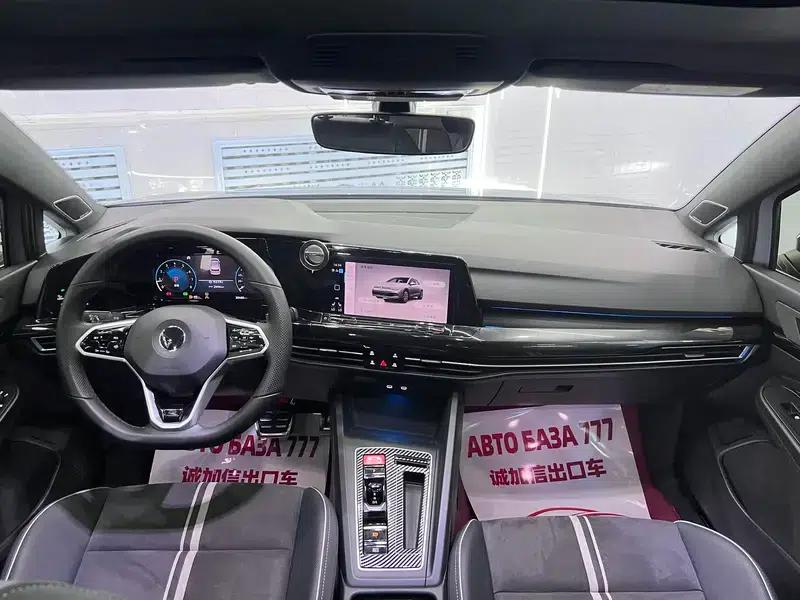 2023 Golf 280TSI DSG R-Line Lite — миниатюра 14