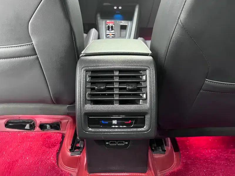 2023 Golf 280TSI DSG R-Line Lite — миниатюра 9