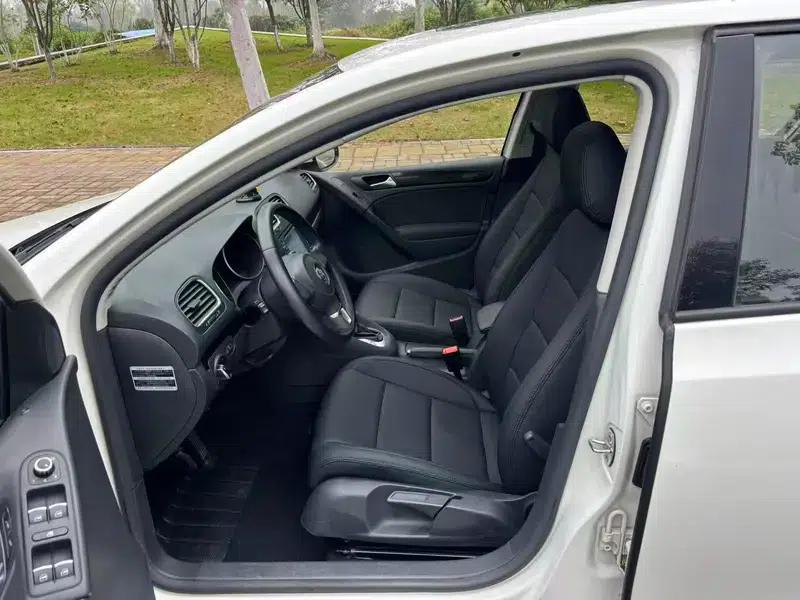 2012 Golf 1.6 Automatic Comfort — миниатюра 8