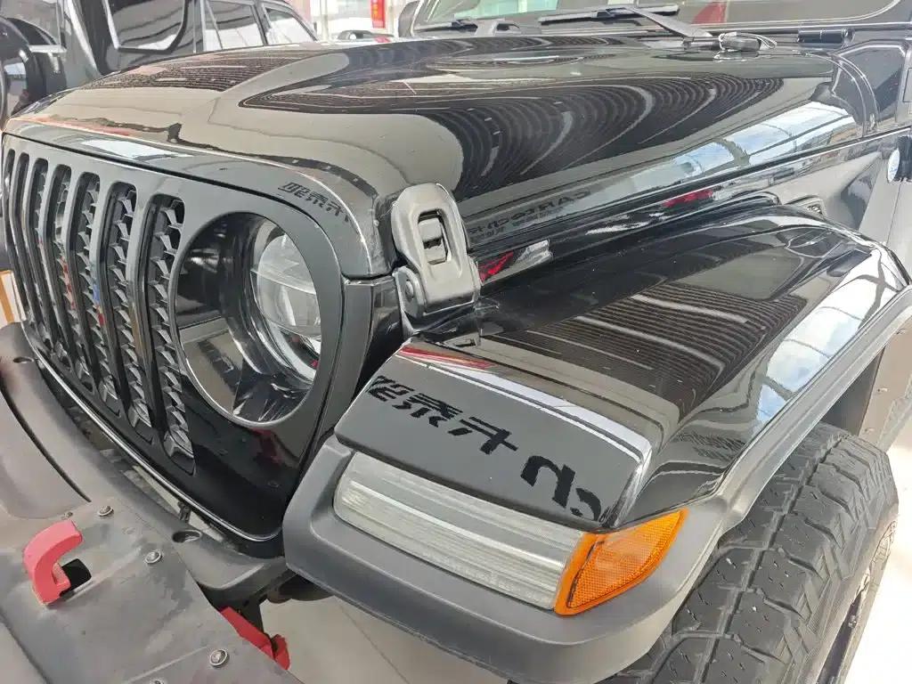 Jeep Wrangler New Energy 2021 Model 4-Door 2.0T 4xe Sahara — миниатюра 8