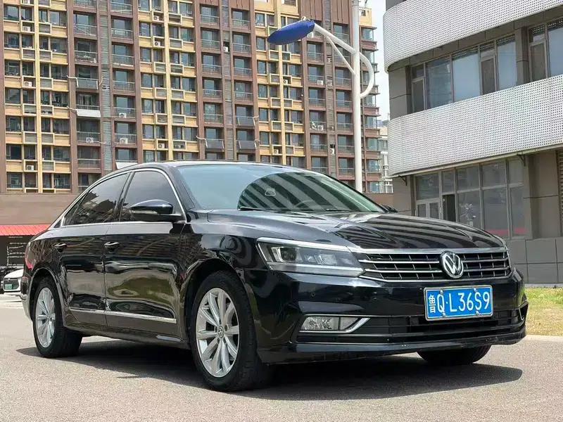 2016 Passat 280TSI DSG Premium Edition — миниатюра 3