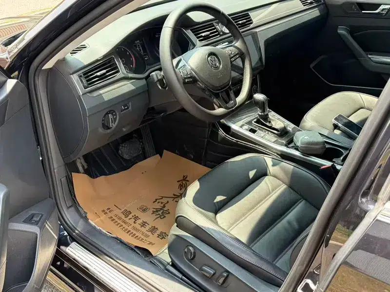 2016 Passat 280TSI DSG Premium Edition — миниатюра 8