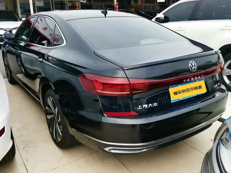 2022 Volkswagen Passat 330TSI Starry Sky Elite Edition — миниатюра 3