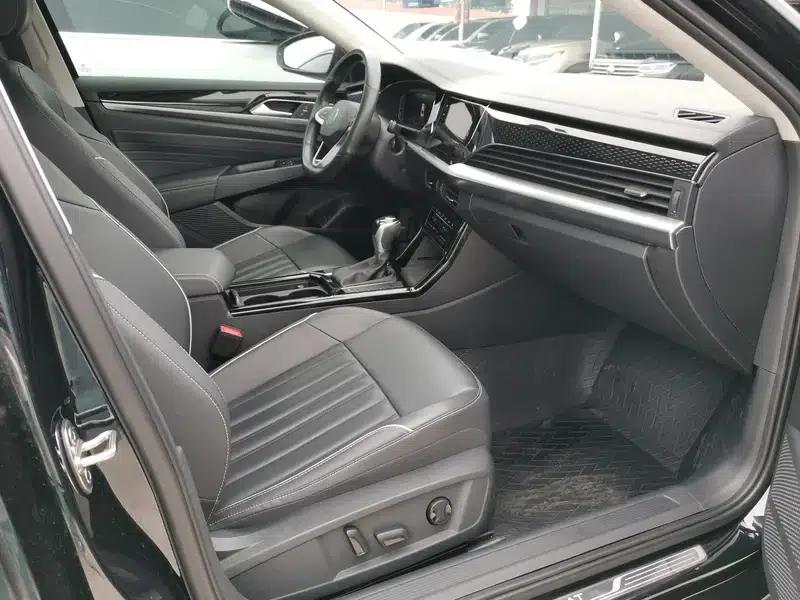 2022 Volkswagen Passat 330TSI Starry Sky Elite Edition — миниатюра 5