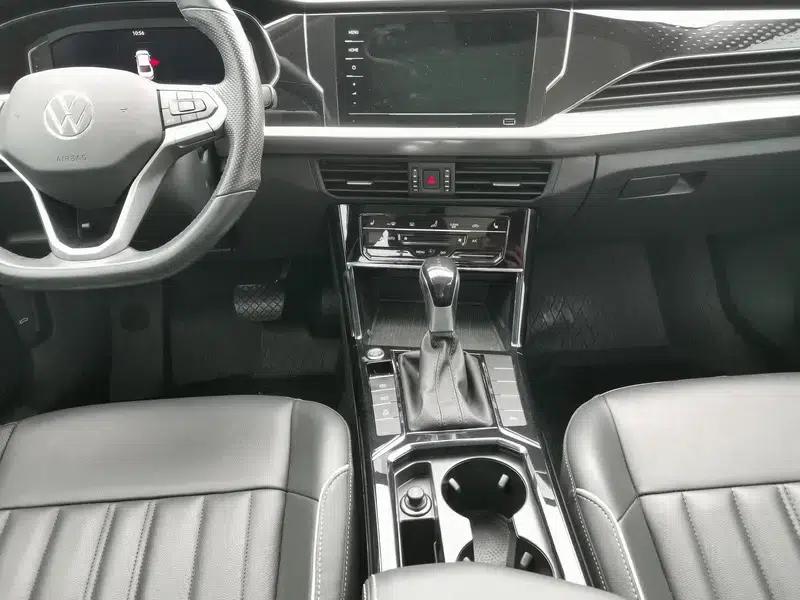 2022 Volkswagen Passat 330TSI Starry Sky Elite Edition — миниатюра 6
