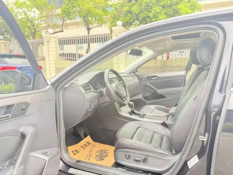 2016 Passat 280TSI DSG Premium Edition — миниатюра 8