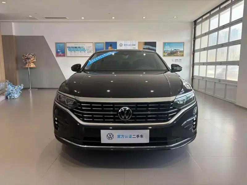 2025 Volkswagen Passat Outstanding Edition 380TSI Dragon Edition — миниатюра 2