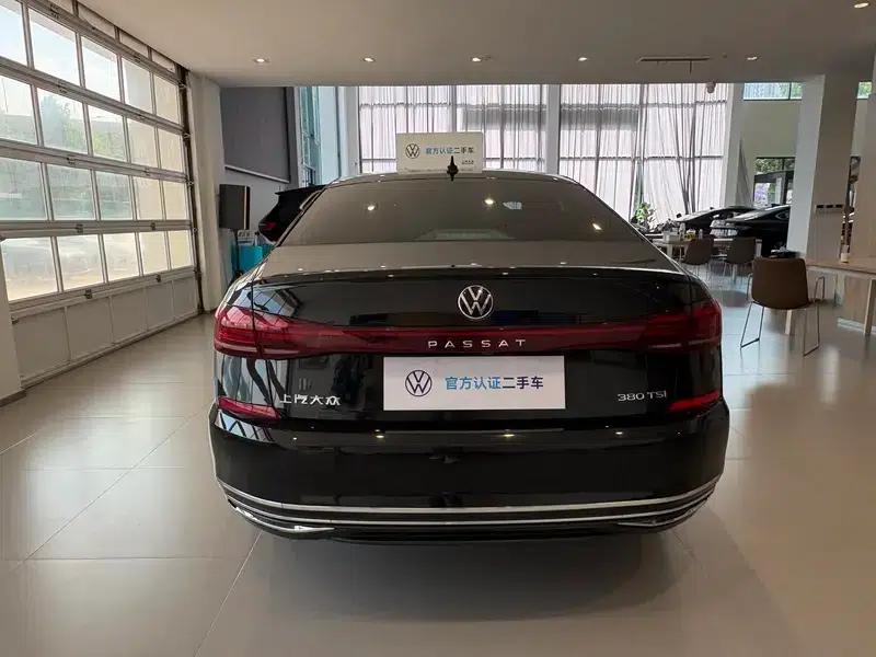 2025 Volkswagen Passat Outstanding Edition 380TSI Dragon Edition — миниатюра 5