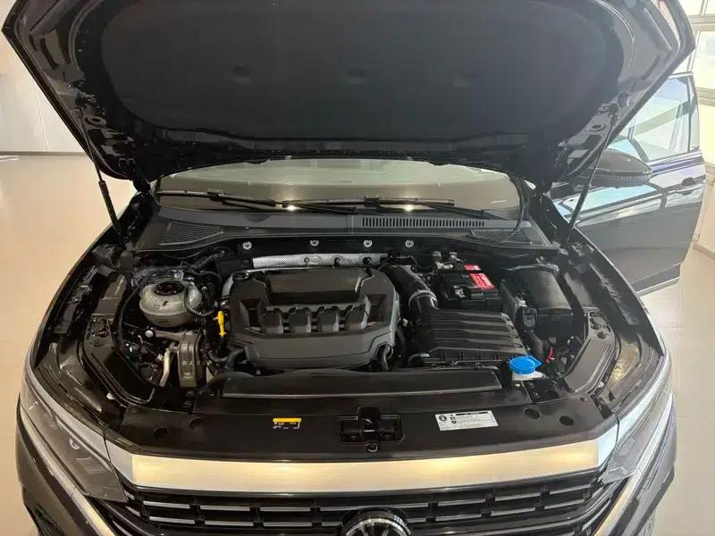 2025 Volkswagen Passat Outstanding Edition 380TSI Dragon Edition — миниатюра 7