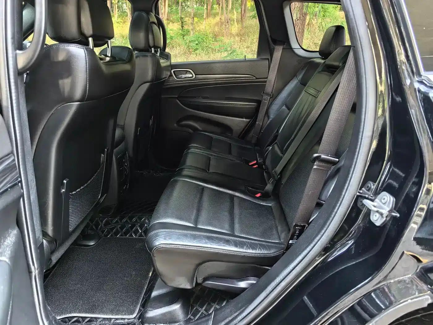 2020 Jeep Grand Cherokee 3.0L Elite Navigation Edition (Imported) — миниатюра 9