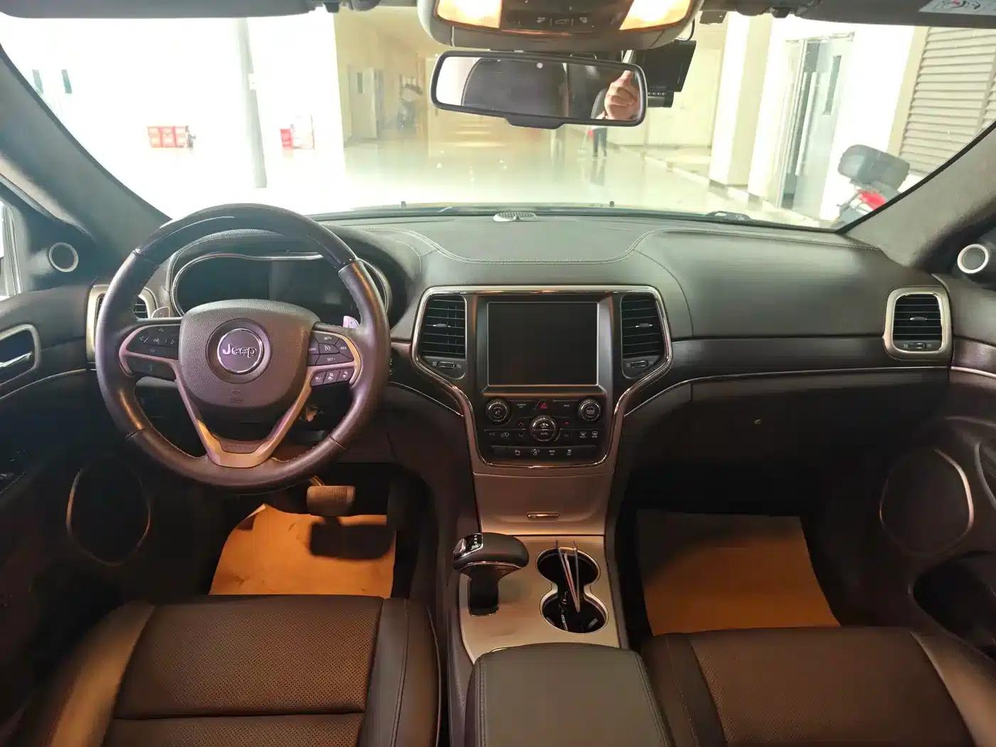 2014 Jeep Grand Cherokee 3.0L Flagship Premium Edition (Imported) — миниатюра 13