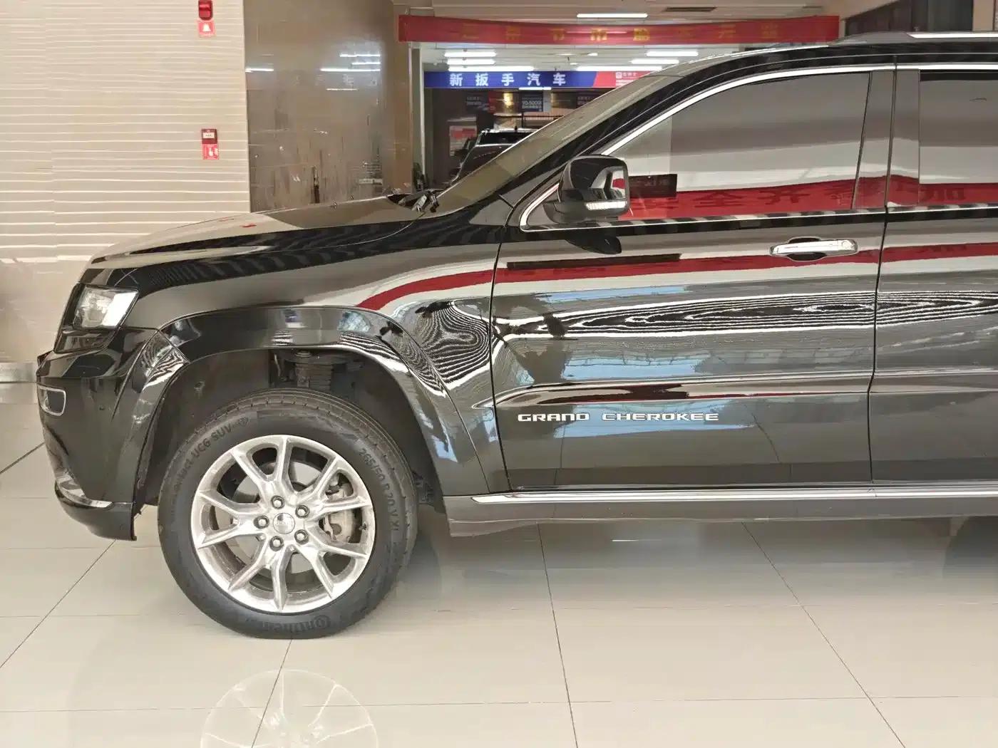 2014 Jeep Grand Cherokee 3.0L Flagship Premium Edition (Imported) — миниатюра 16