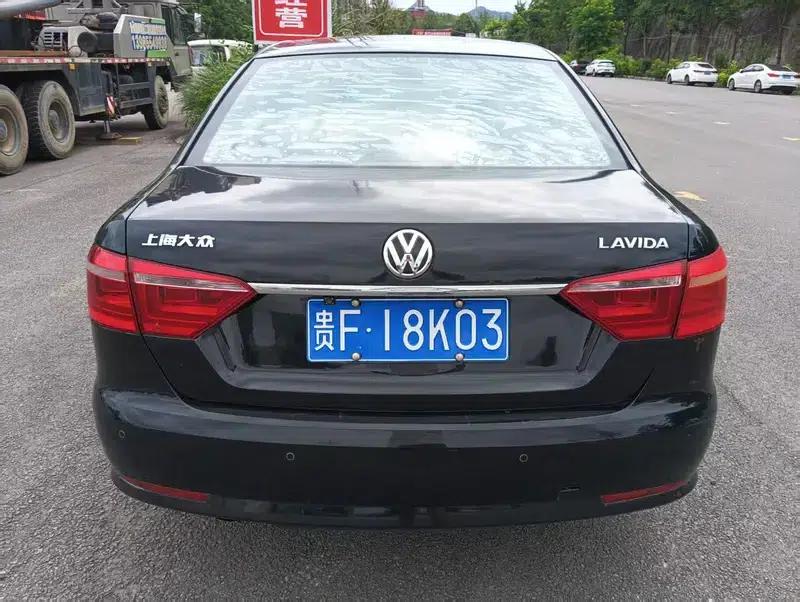 2013 Volkswagen Lavida 1.6L Automatic Comfort Edition — миниатюра 5