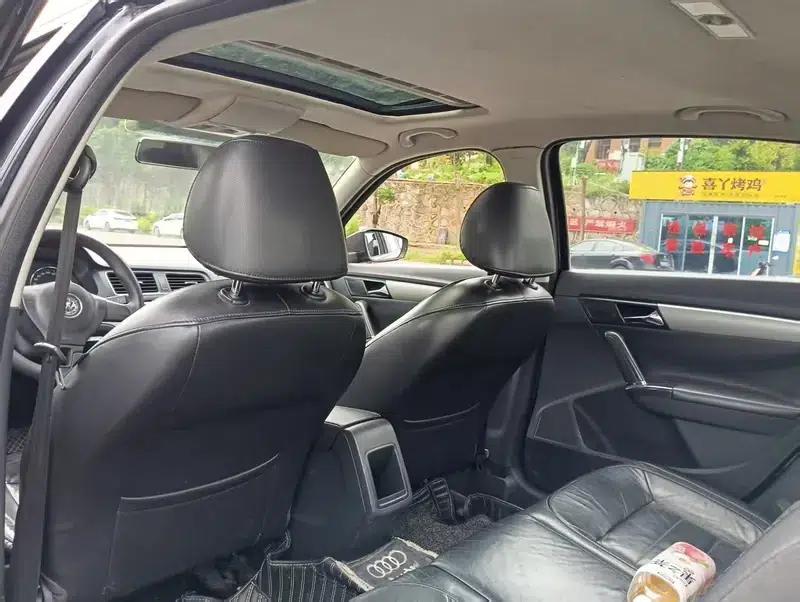 2013 Volkswagen Lavida 1.6L Automatic Comfort Edition — миниатюра 8
