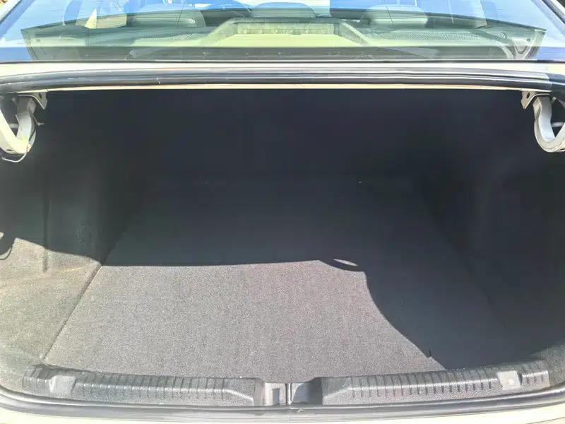 2019 Volkswagen Lavida 1.5L Manual Comfort Edition (China VI Emission Standard) — миниатюра 15
