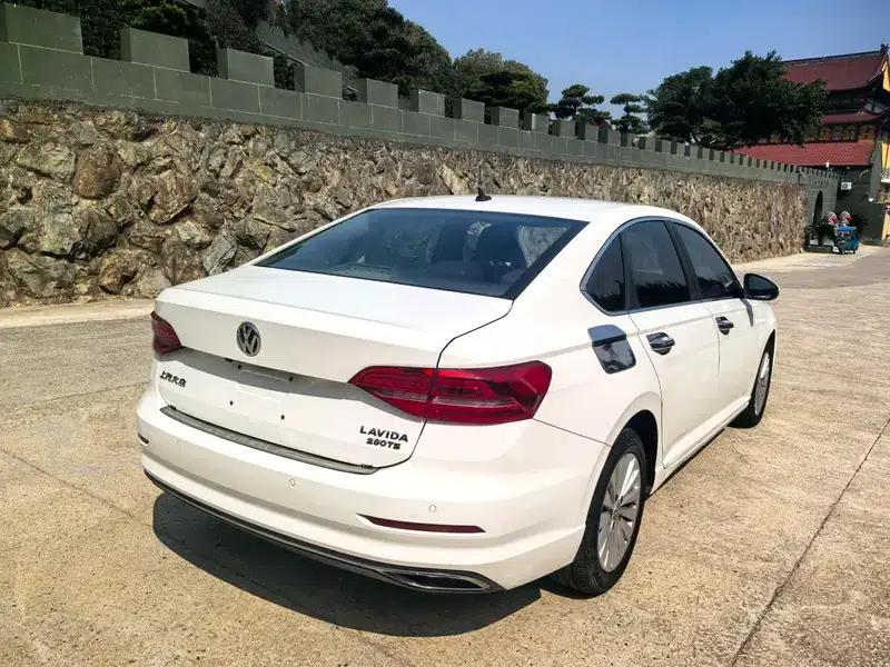 2019 Volkswagen Lavida 1.5L Manual Comfort Edition (China VI Emission Standard) — миниатюра 6