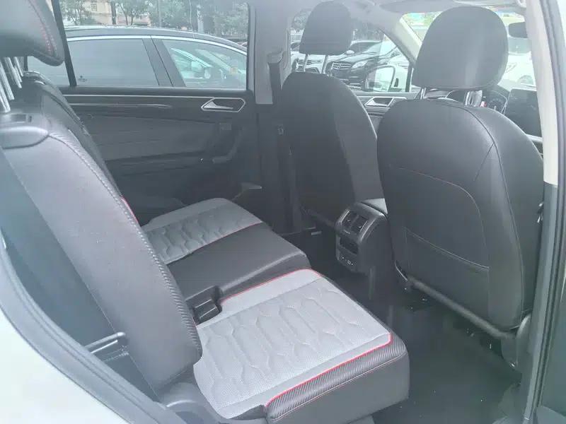 Tiguan L 2023 Facelift 380TSI AWD R-Line Flagship Edition 7-Seater — миниатюра 13