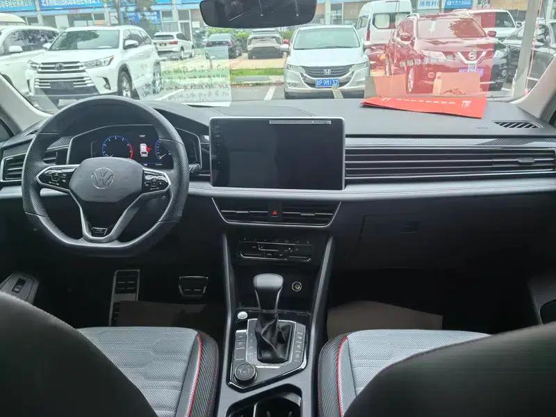 Tiguan L 2023 Facelift 380TSI AWD R-Line Flagship Edition 7-Seater — миниатюра 10