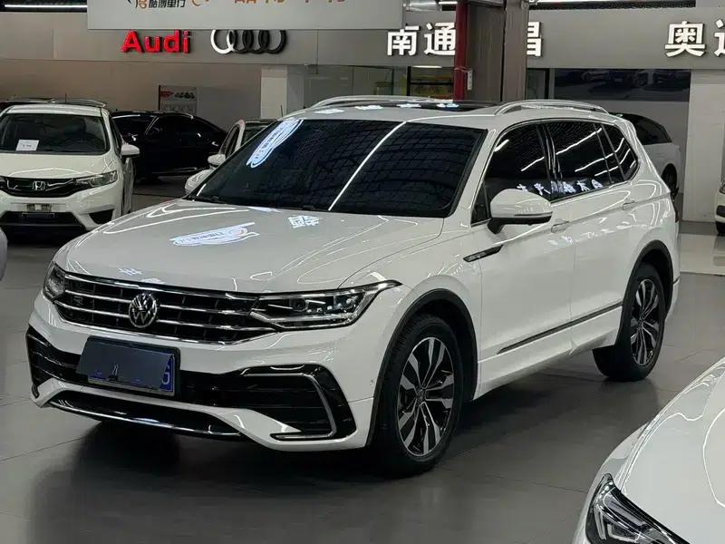 Tiguan L 2022 330TSI Automatic 2WD R-Line Flagship Edition — миниатюра 1