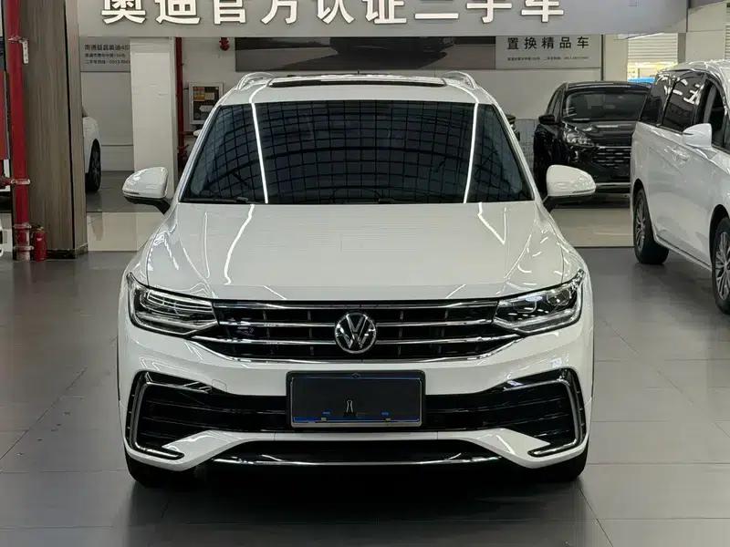 Tiguan L 2022 330TSI Automatic 2WD R-Line Flagship Edition — миниатюра 2