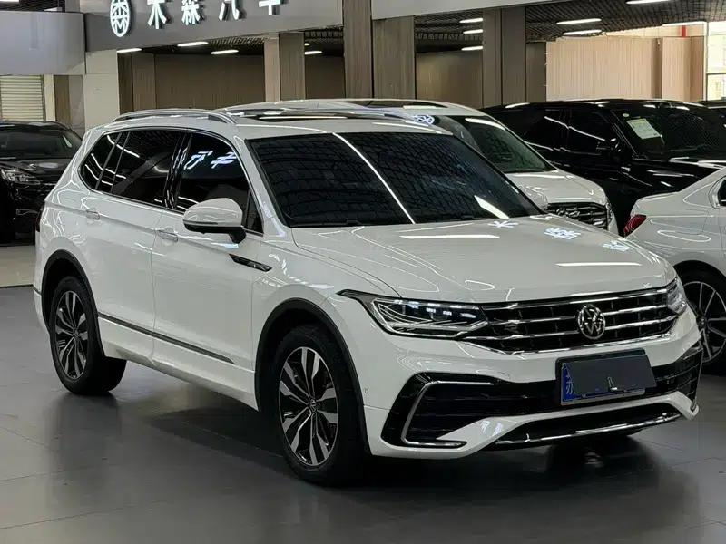 Tiguan L 2022 330TSI Automatic 2WD R-Line Flagship Edition — миниатюра 3
