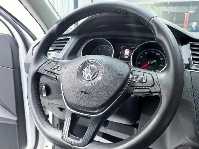 Tiguan L 2018 280TSI Automatic 2WD Comfort Edition — миниатюра 12