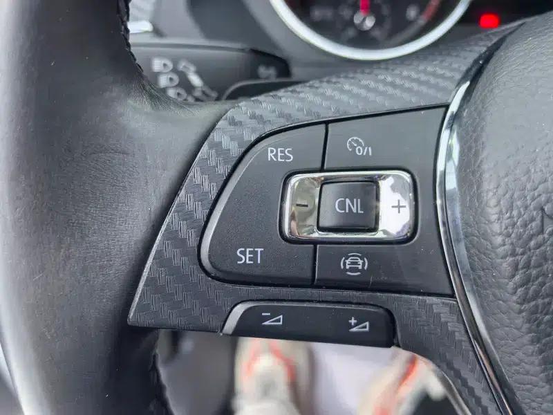 Tiguan L 2018 280TSI Automatic 2WD Comfort Edition — миниатюра 14