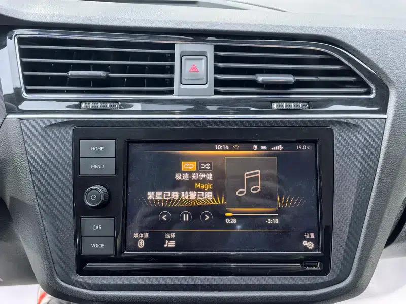 Tiguan L 2018 280TSI Automatic 2WD Comfort Edition — миниатюра 5