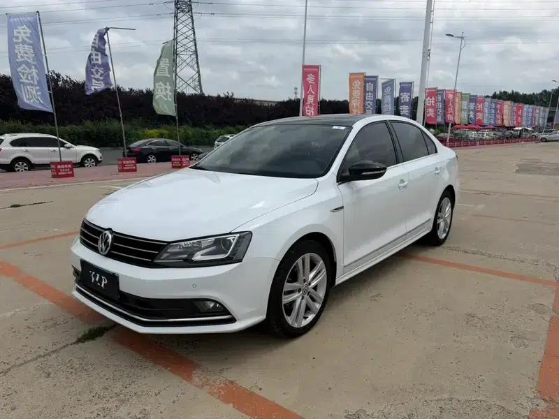 2018 Volkswagen Sagitar 280TSI DSG Luxury — миниатюра 1