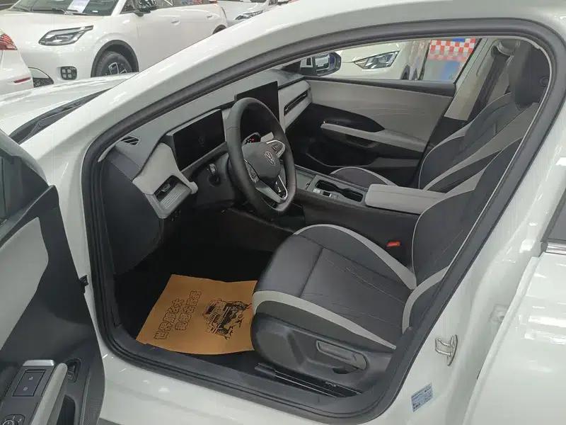 2026 Volkswagen Sagitar S 1.5L Automatic Elite Edition — миниатюра 8