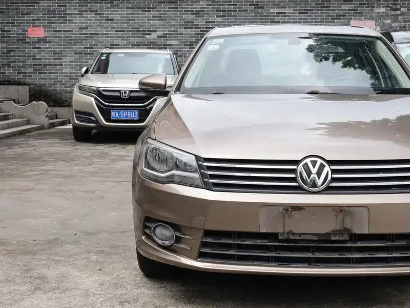 2012 Volkswagen Bora 1.6L Automatic Comfort Model — миниатюра 20