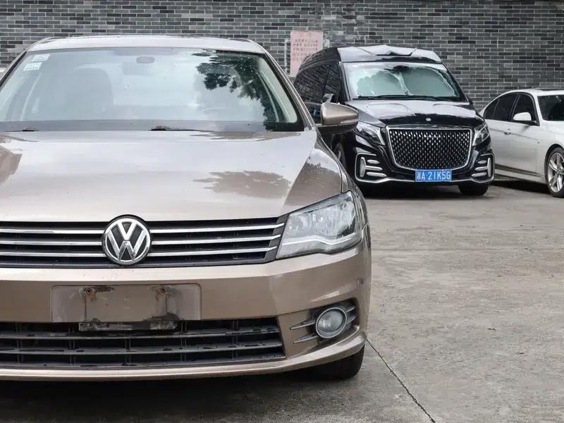 2012 Volkswagen Bora 1.6L Automatic Comfort Model — миниатюра 9