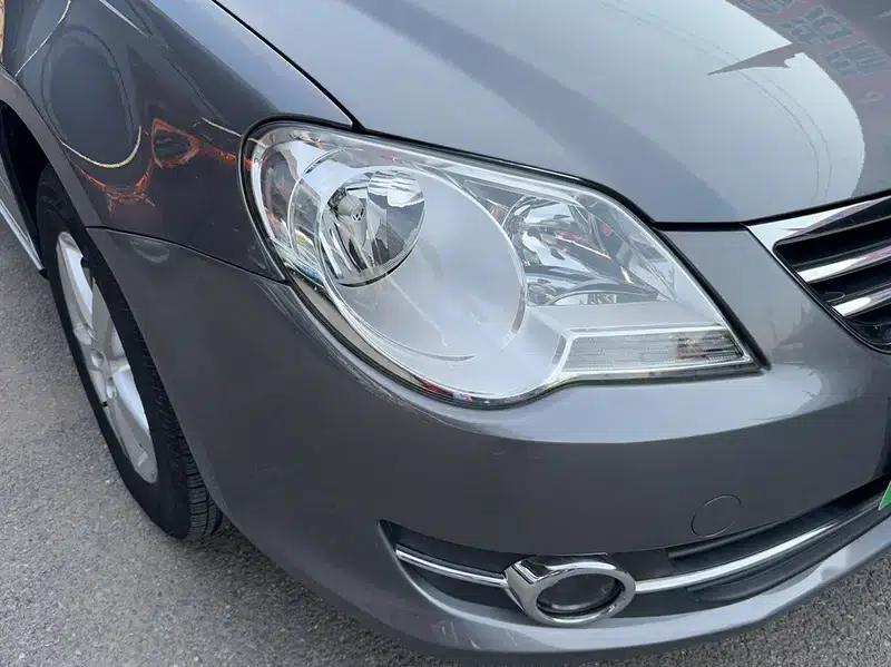 2012 Volkswagen Bora 1.6L Manual Fashion Edition — миниатюра 8
