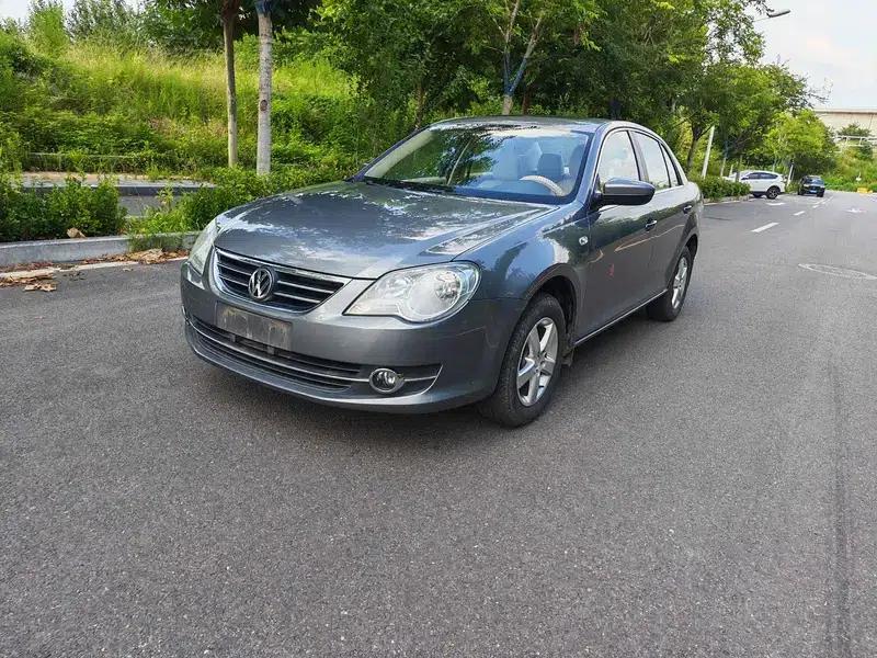 2011 Volkswagen Bora 1.6L Manual Fashion Edition — миниатюра 1