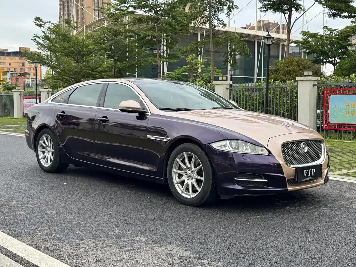 Jaguar XJ 2012 XJL 3.0 Panoramic Business Edition — миниатюра 39