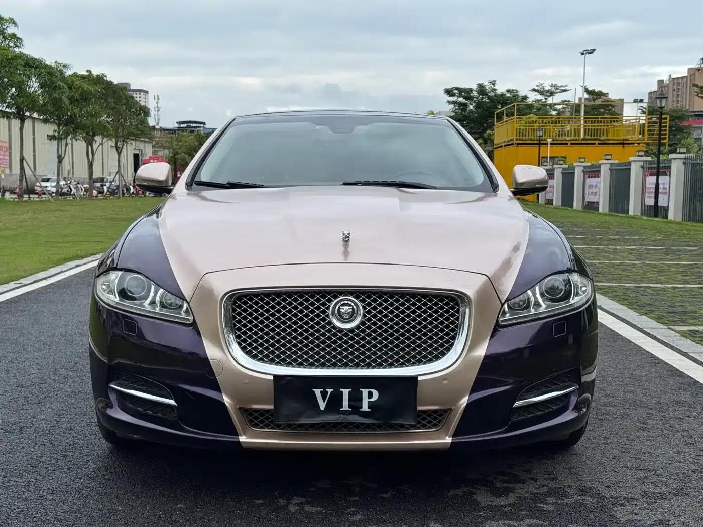 Jaguar XJ 2012 XJL 3.0 Panoramic Business Edition — миниатюра 40
